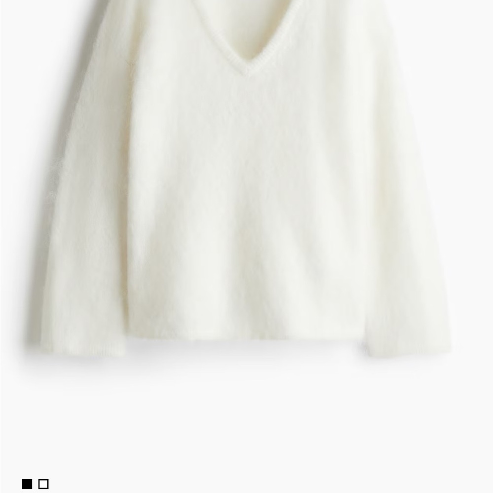 H&M Soft Cream V-Neck Sweater